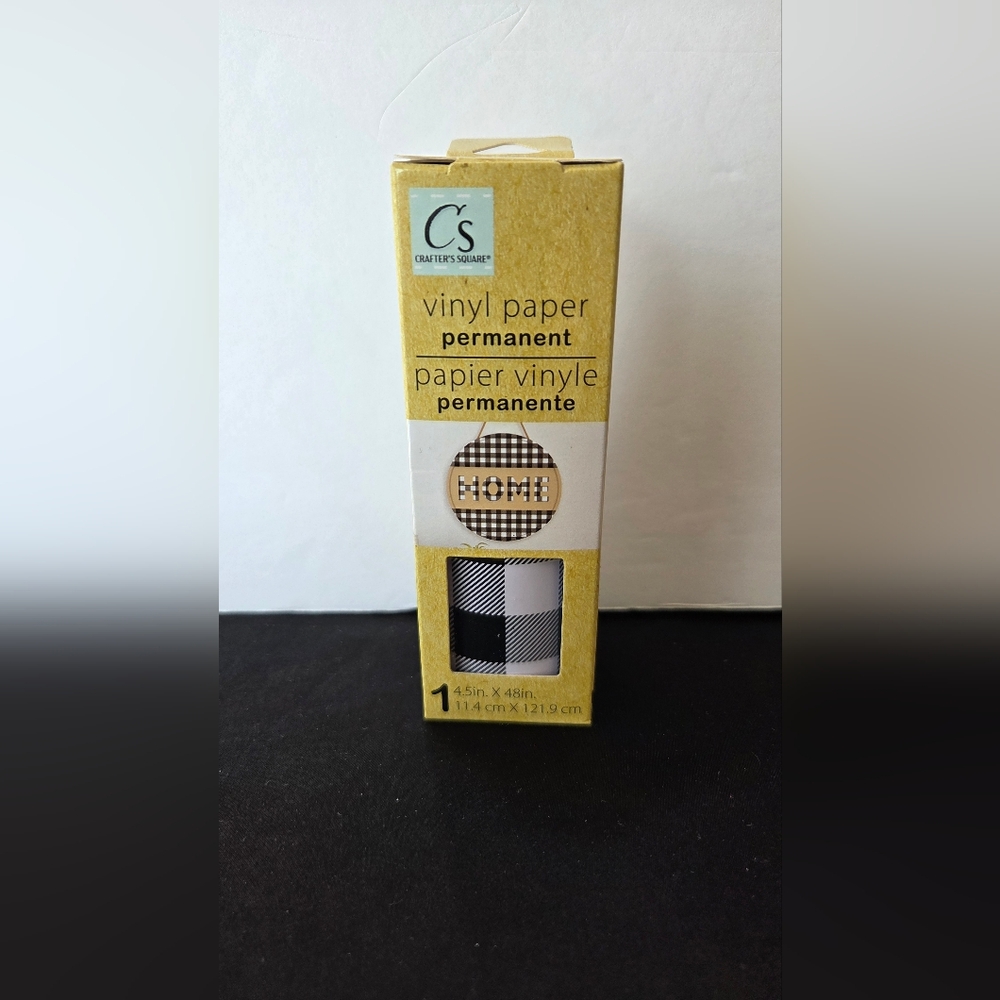 Crafter's Square Vinyl Paper Permanent 4.5in x 48in Black & White Matte